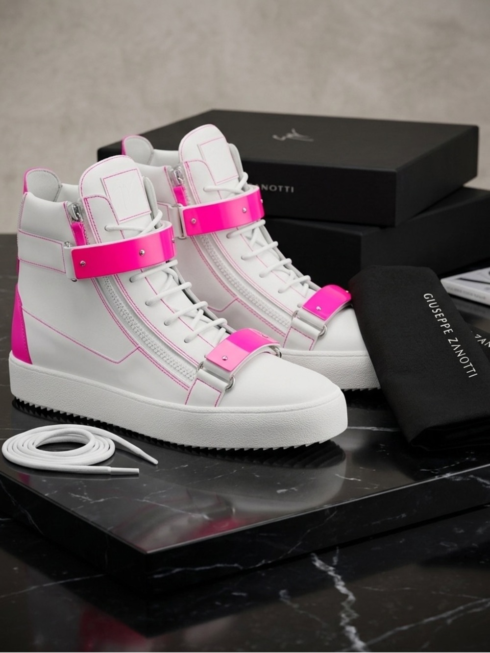 NWT Authentic Giuseppe Zanotti sneakers